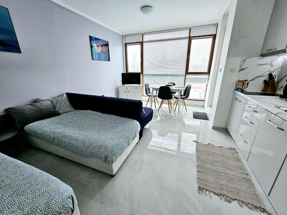 Studio Apartment With Balcony 300M From Beach Sunny Beach Exterior foto